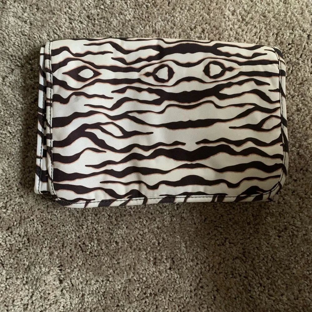 4 pocket hanging zebra print toiletry bag
